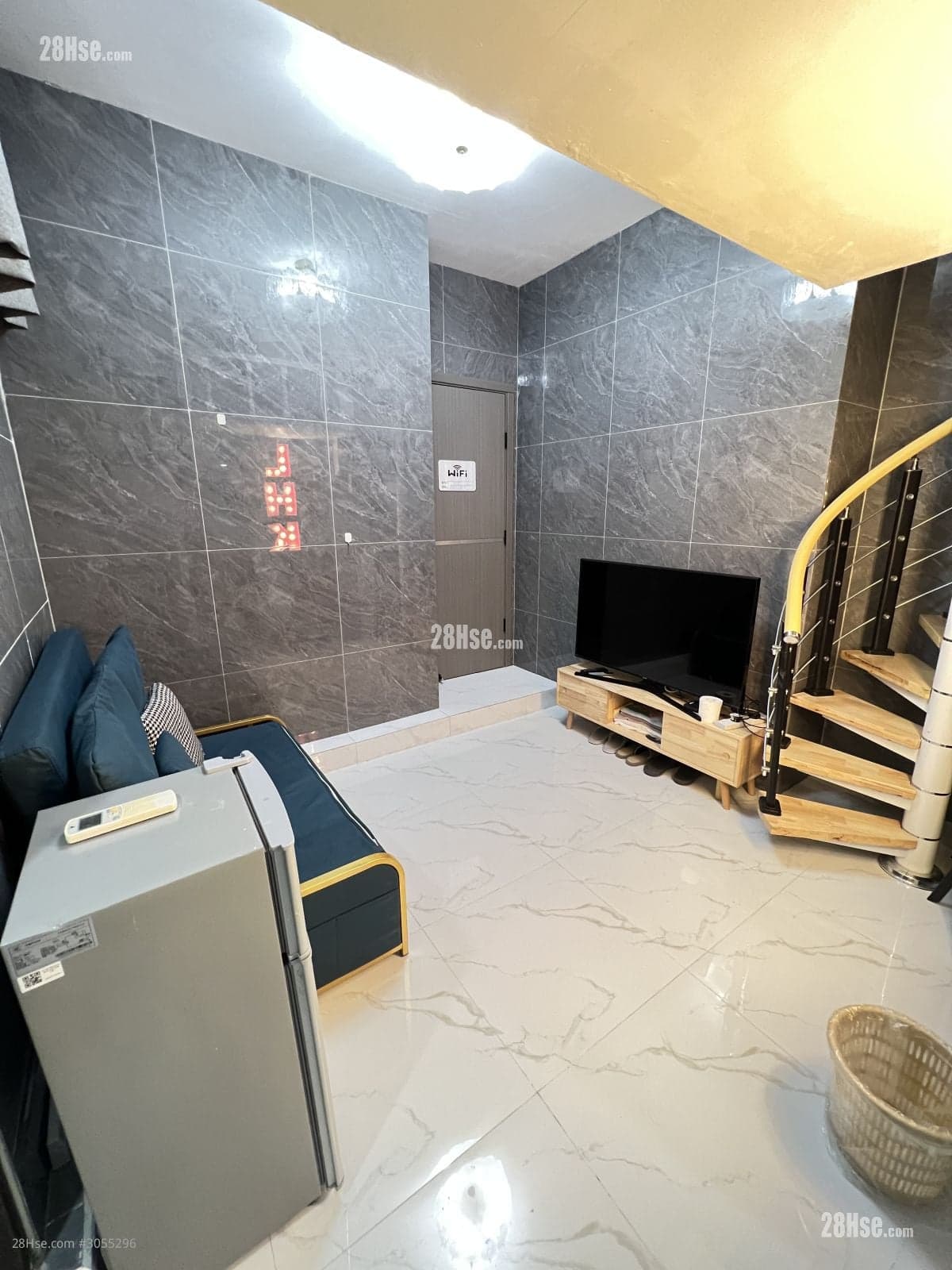 免佣 地產勿擾 兩房一廳 特色閣樓 新裝修 齊家電擰包入住 乾濕分離