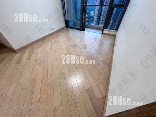 超高層接近46/F, 正南 3房1套,非常企理，拎包即入住，可以大膽還價 ️