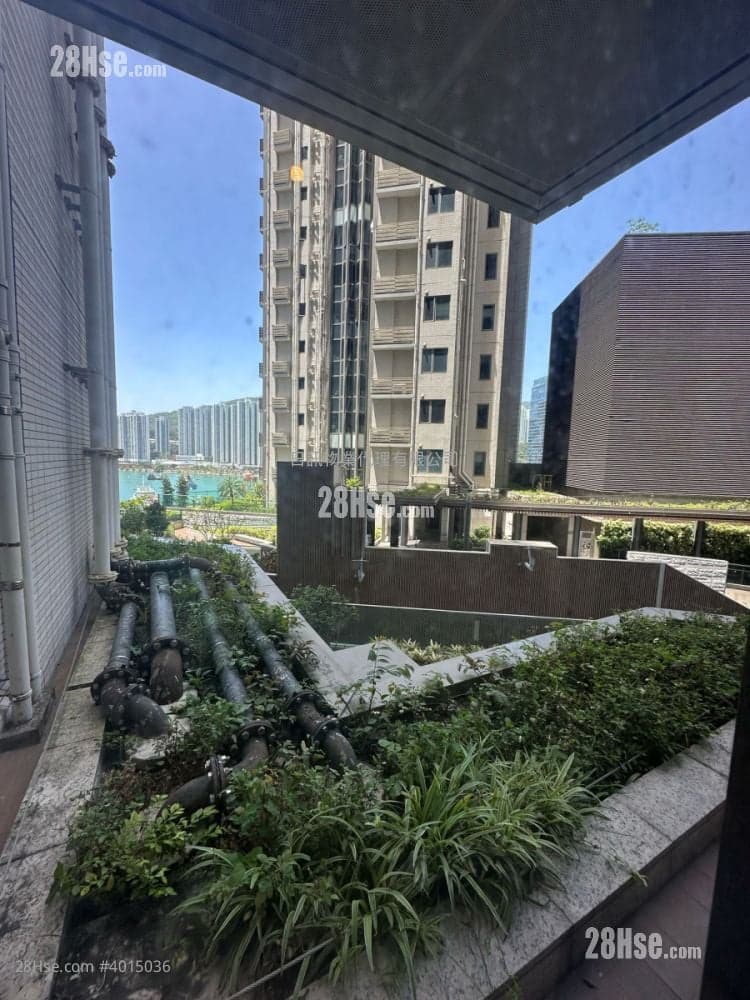 [日訊物業海之戀佣金] 西站上蓋 海景有裝二房 筍價出售