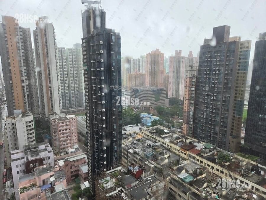 長沙灣名廈，高層1房，獨立浴室，有露台，生活便利！即約即睇！自住收租一流