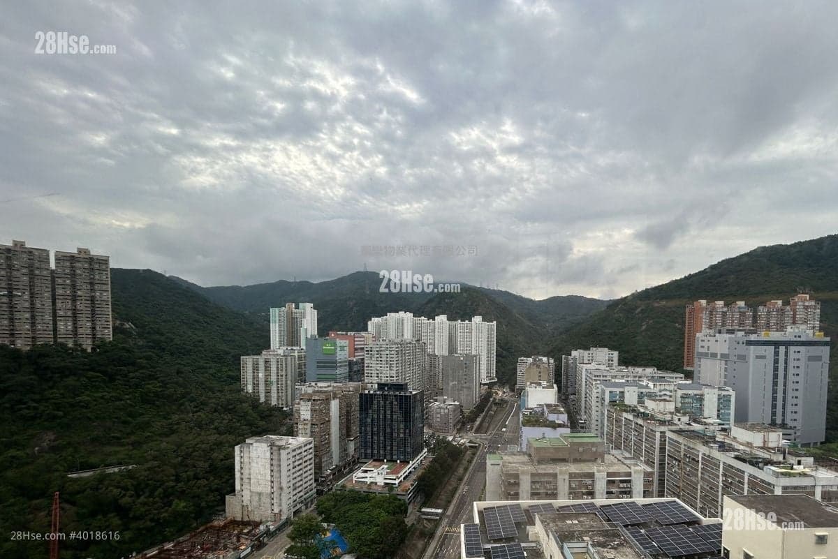 Andy獨家筍盤推介 "西南 高層 兩房 靚景靚裝 有得傾" 全港筍盤報比你