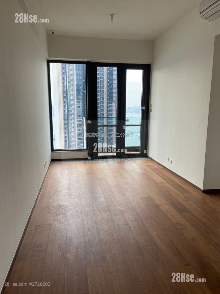 海景，傢俬電器齊.靚裝, 近商場，街市，地鐵站,放租$32000元