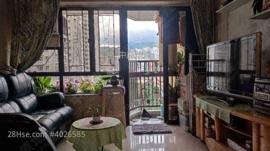 震撼市場超低價推介！836呎罕有大三房！ 沙田市中心核心