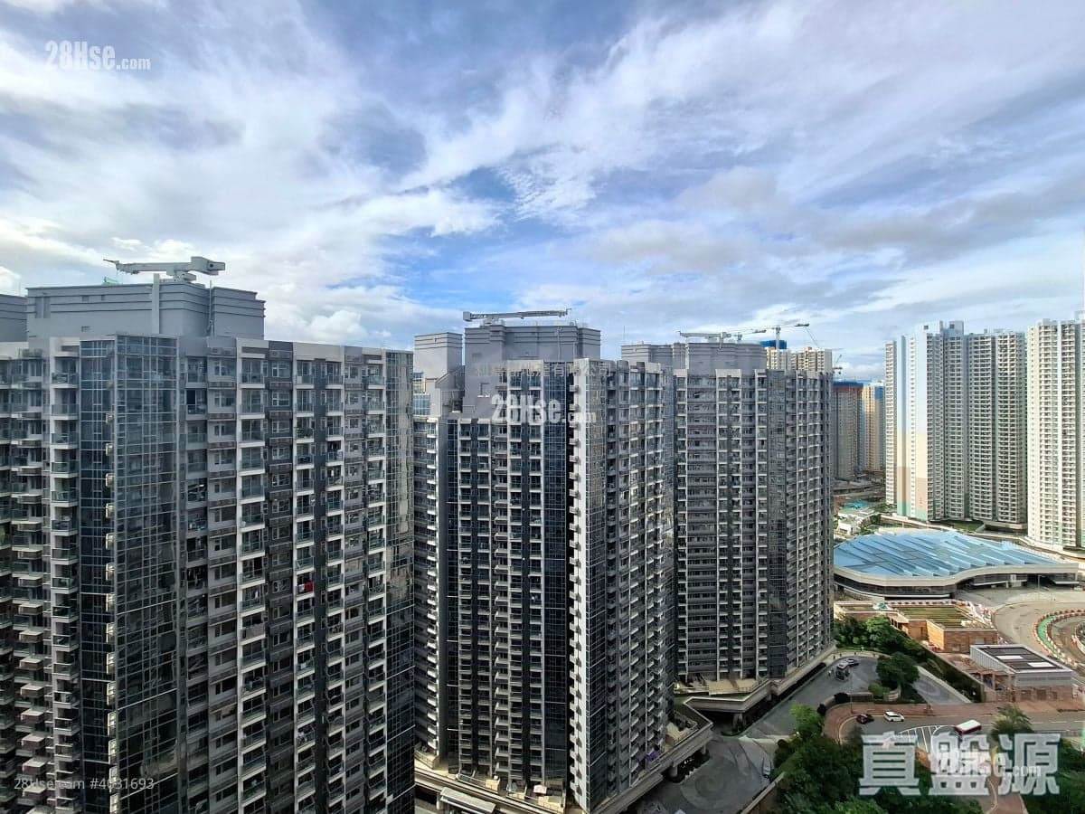 東涌市中心豪華屋苑昇薈三房出租