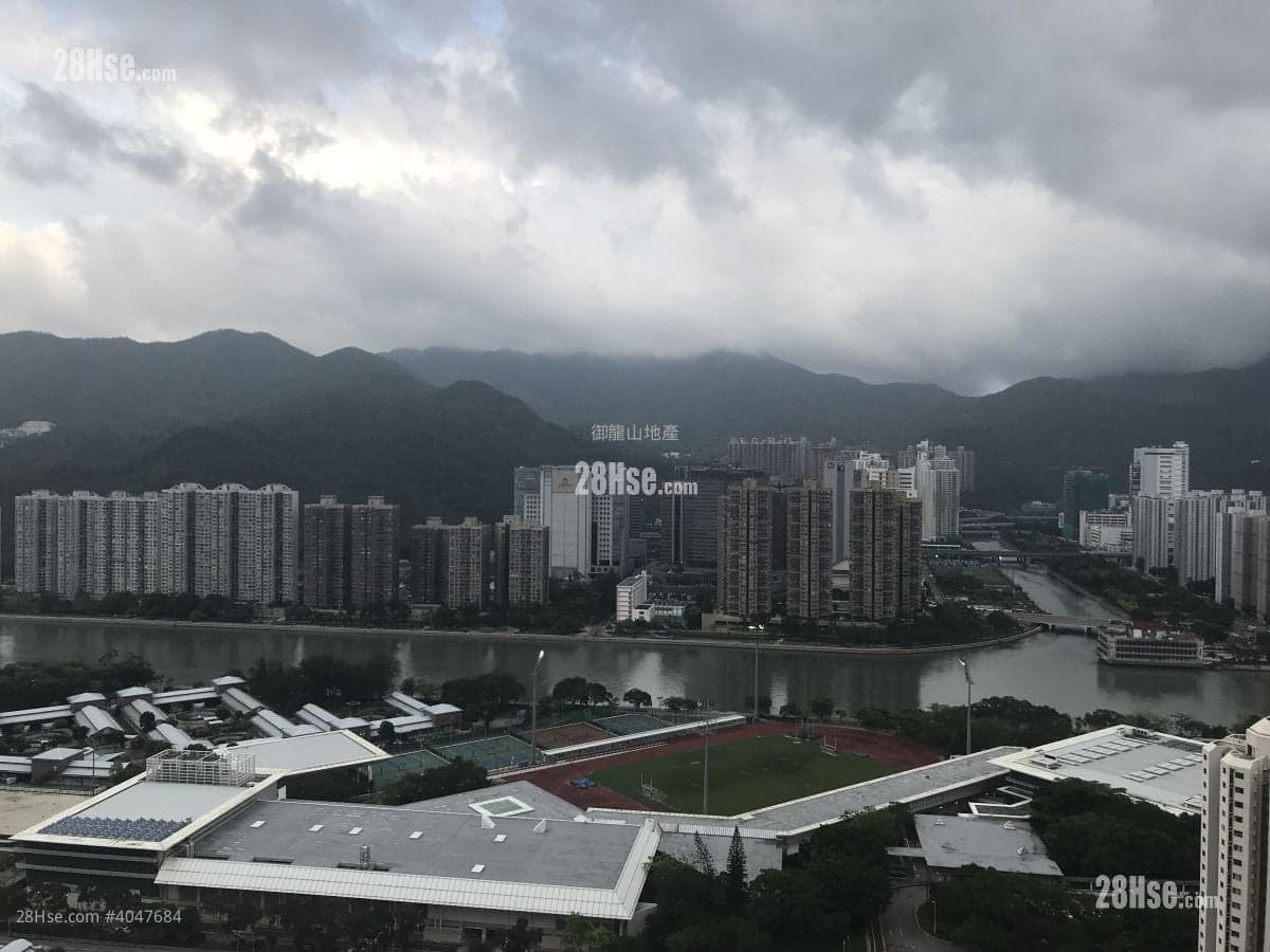 東鐵線 站頂超級筍盤 東南高層開揚馬場景+河景 對比大圍呎價折讓近20000@呎