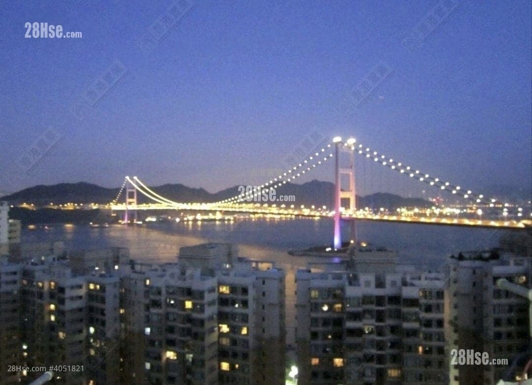 香港置業: 獨家 露台東南2房 坐擁日夜靚海及橋景 黃小姐
