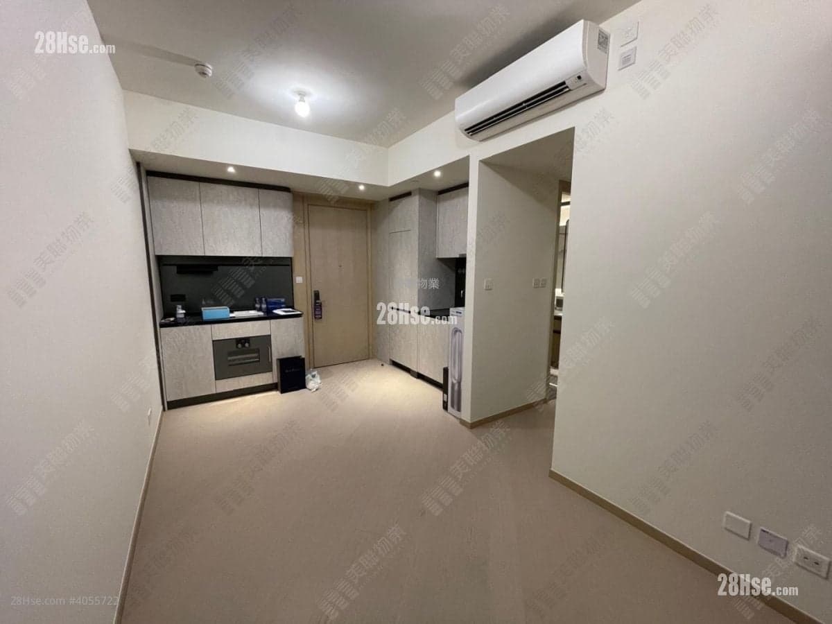 維港1號兩房泳池景 有匙即睇 810萬