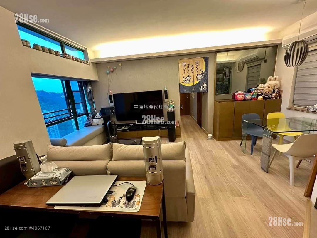 ［新淨靚裝］［拉喼入住］高層靚景三房套［新鴻基樓］［樓下商場。港鐵站旁］