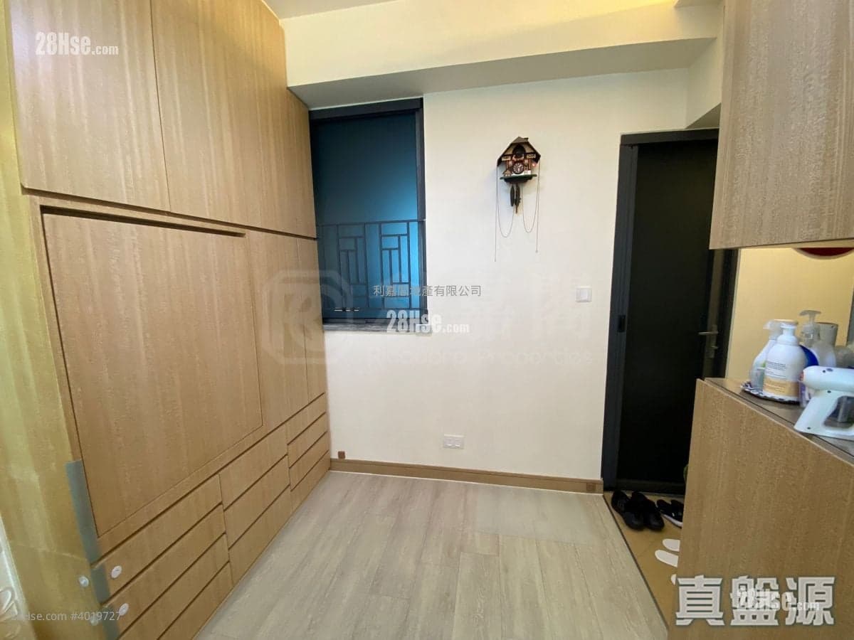 馬鐵站旁,裝修企理,拎包入住