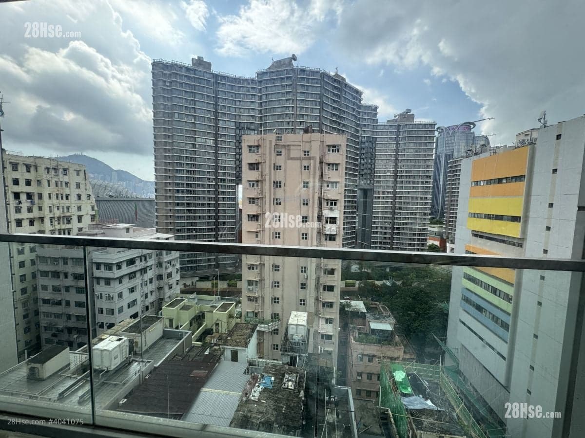 西九龙高铁站旁超大二房二套房+工人套房超笋价出售