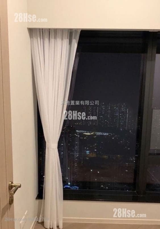 鐵路站頂,極高樓層3房,超筍價